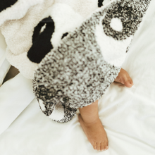 Load image into Gallery viewer, YIN + YANG PLUSH REVERSIBLE BABY BLANKET
